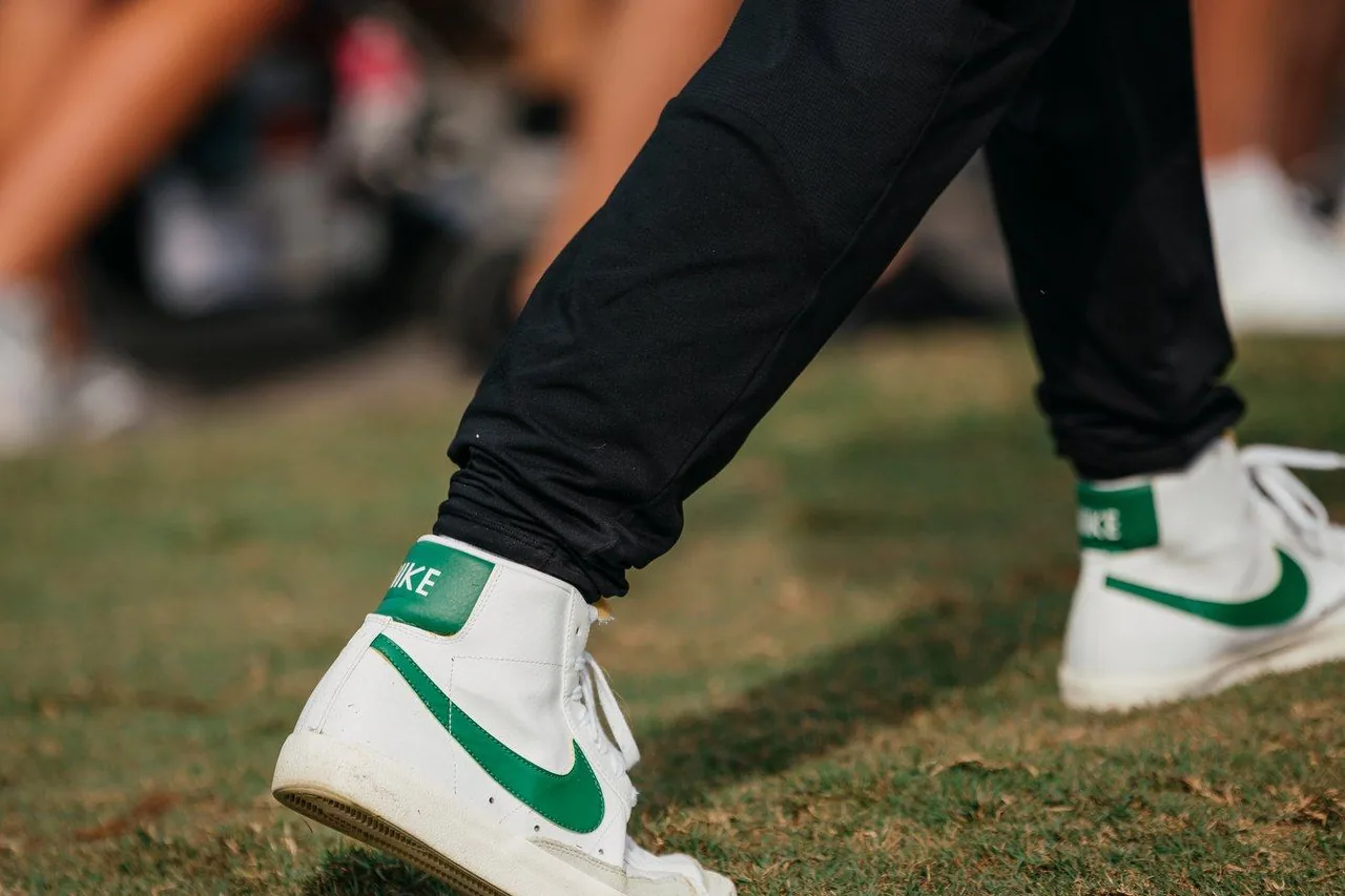 Golfschoenen op de fairway